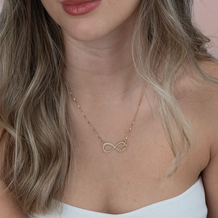 Custom infinity necklace with heart